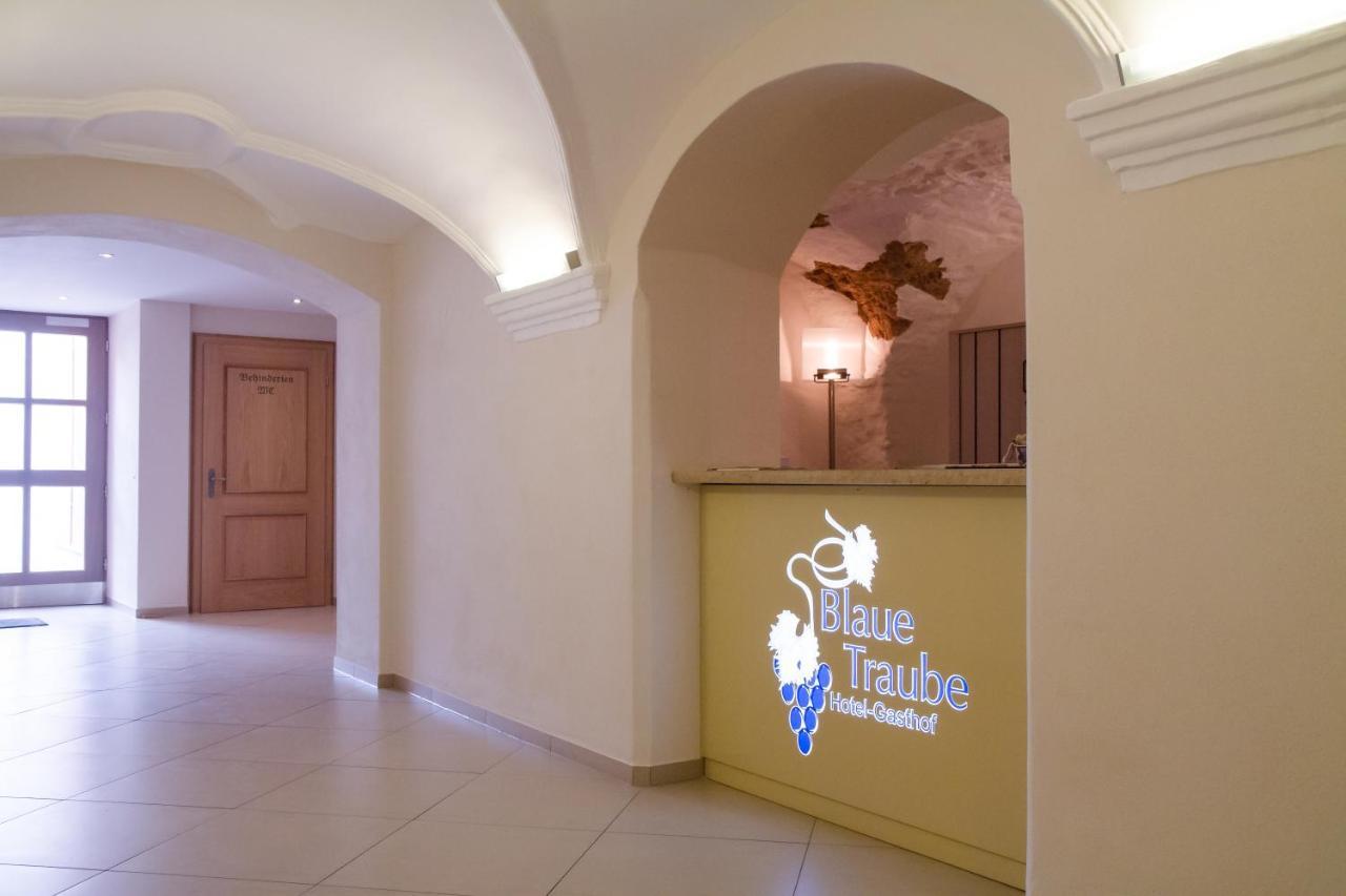 ברכינג Hotel-Gasthof Blaue Traube E.K. מראה חיצוני תמונה